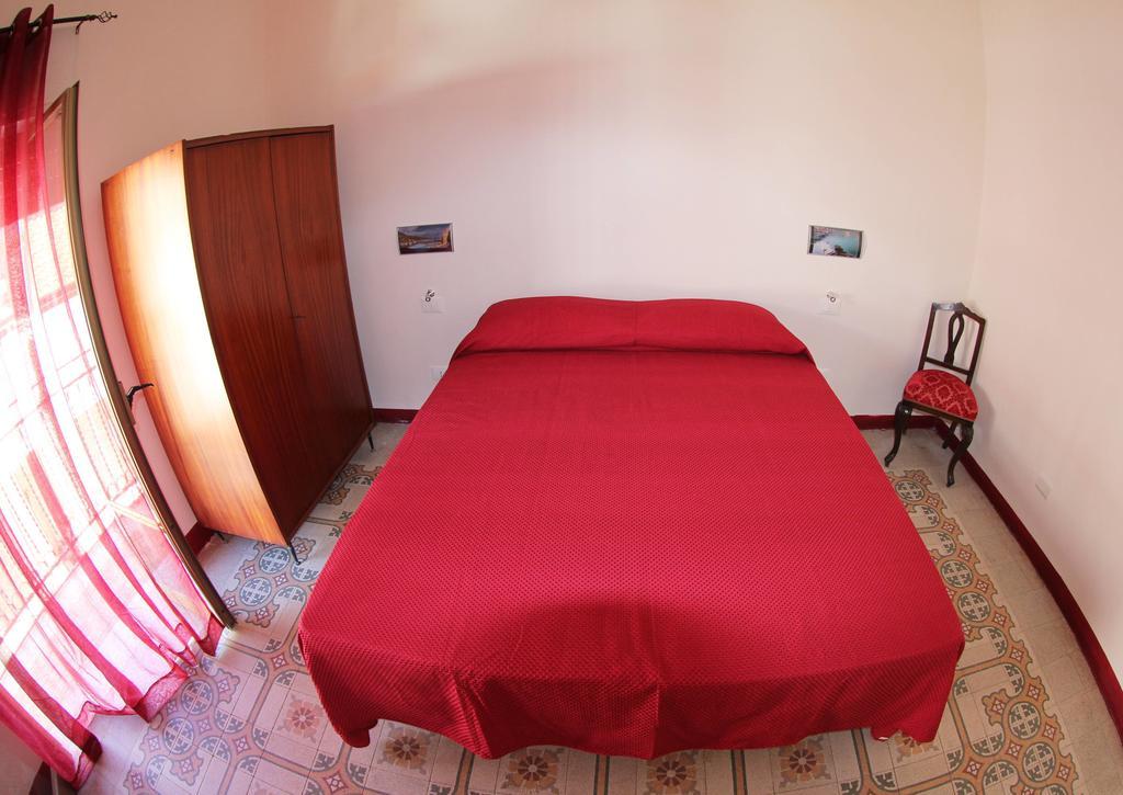 La Melagrana Apartman Castellammare del Golfo Szoba fotó